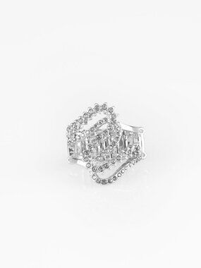 Paparazzi Silver Ring (R073)